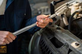 تفاوت سرویس دوره‌ای و آچارکشی خودرو